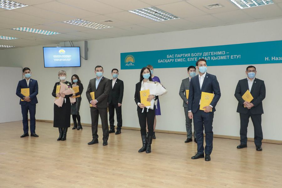 Nur Otan қатарына 1,5 мың қазақстандық қосылды