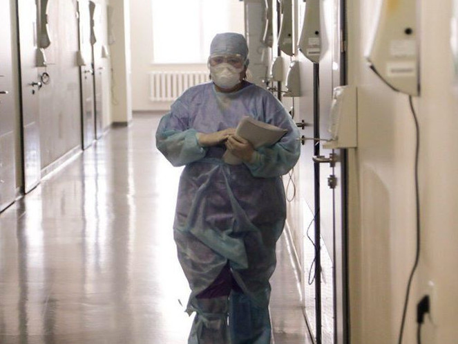 Қазақстандық ғалым коронавирустың бір айда екі рет мутацияға ұшырайтынын айтты