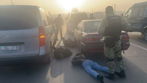 Алматыда қоймадан қомақты қаржыны алып кеткен күдіктілер ұсталды