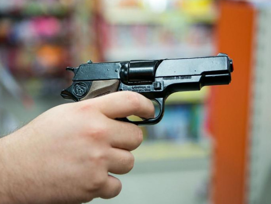 Алматыда дүкенге қарақшылық шабуыл жасалды