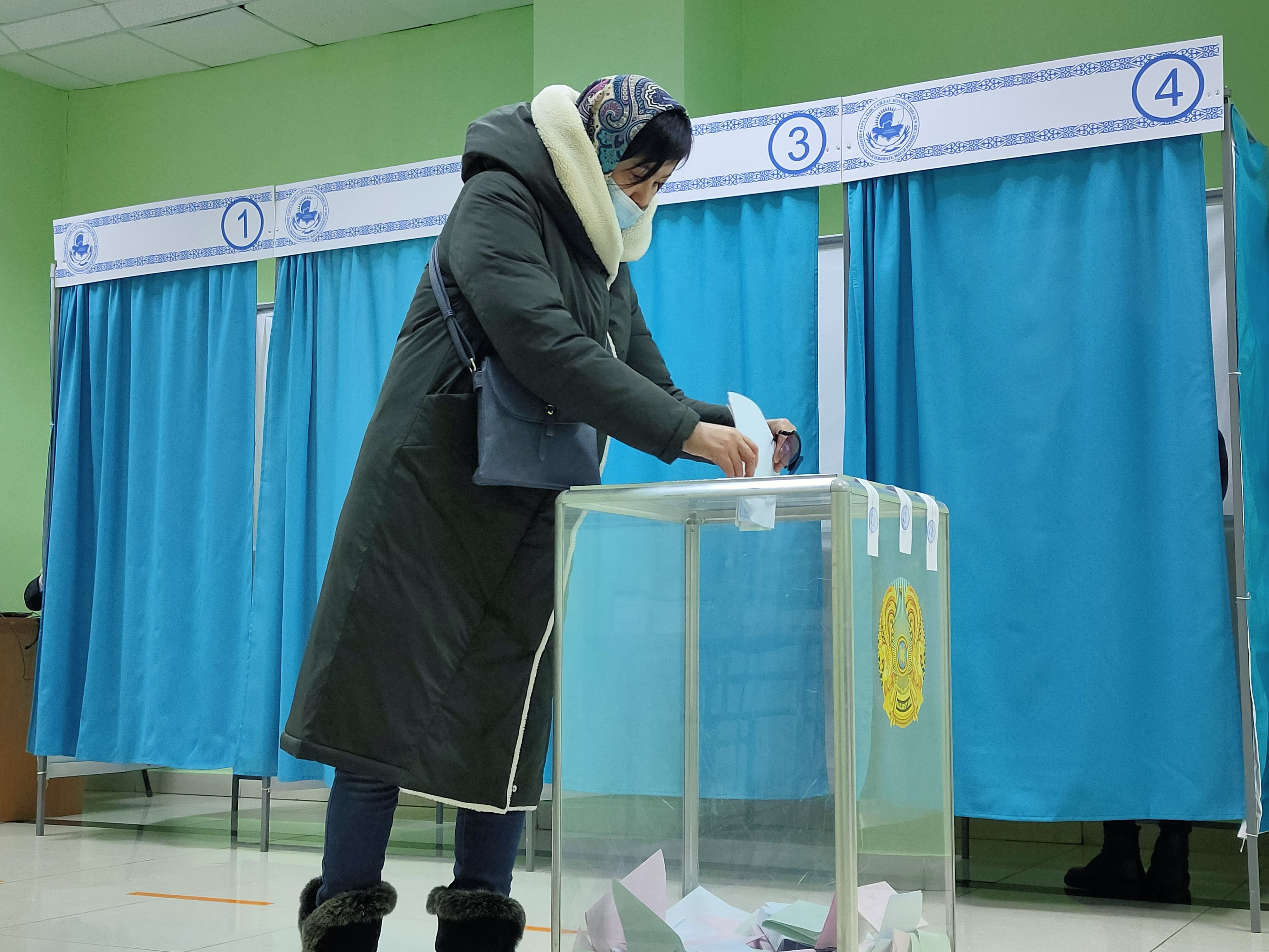 Талғам мен талаптан шығатын депутаттар керек
