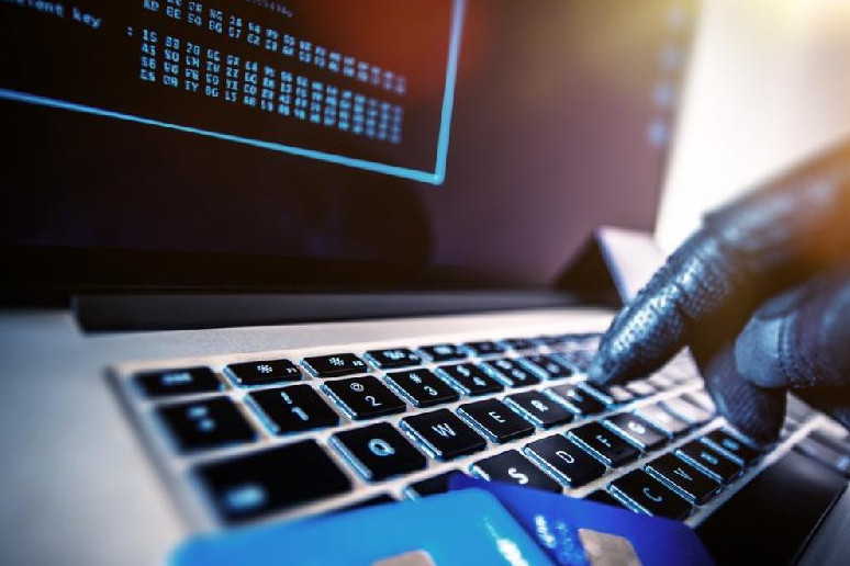 Атырау полицейлері 50 адамды алдаған алаяқты ұстады