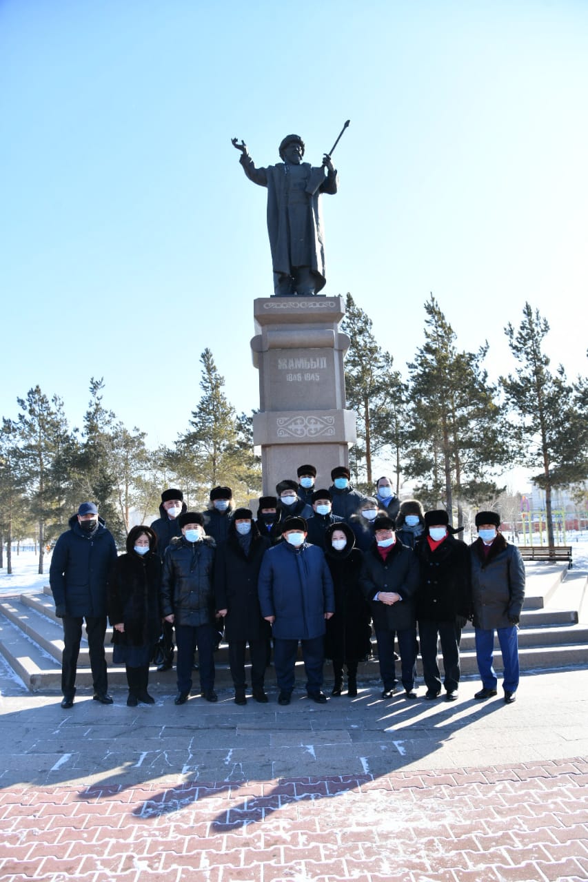 д
