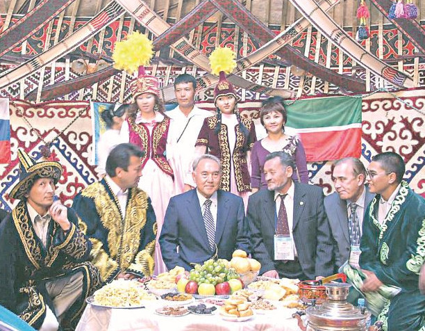 Елбасы және алыстағы ағайын