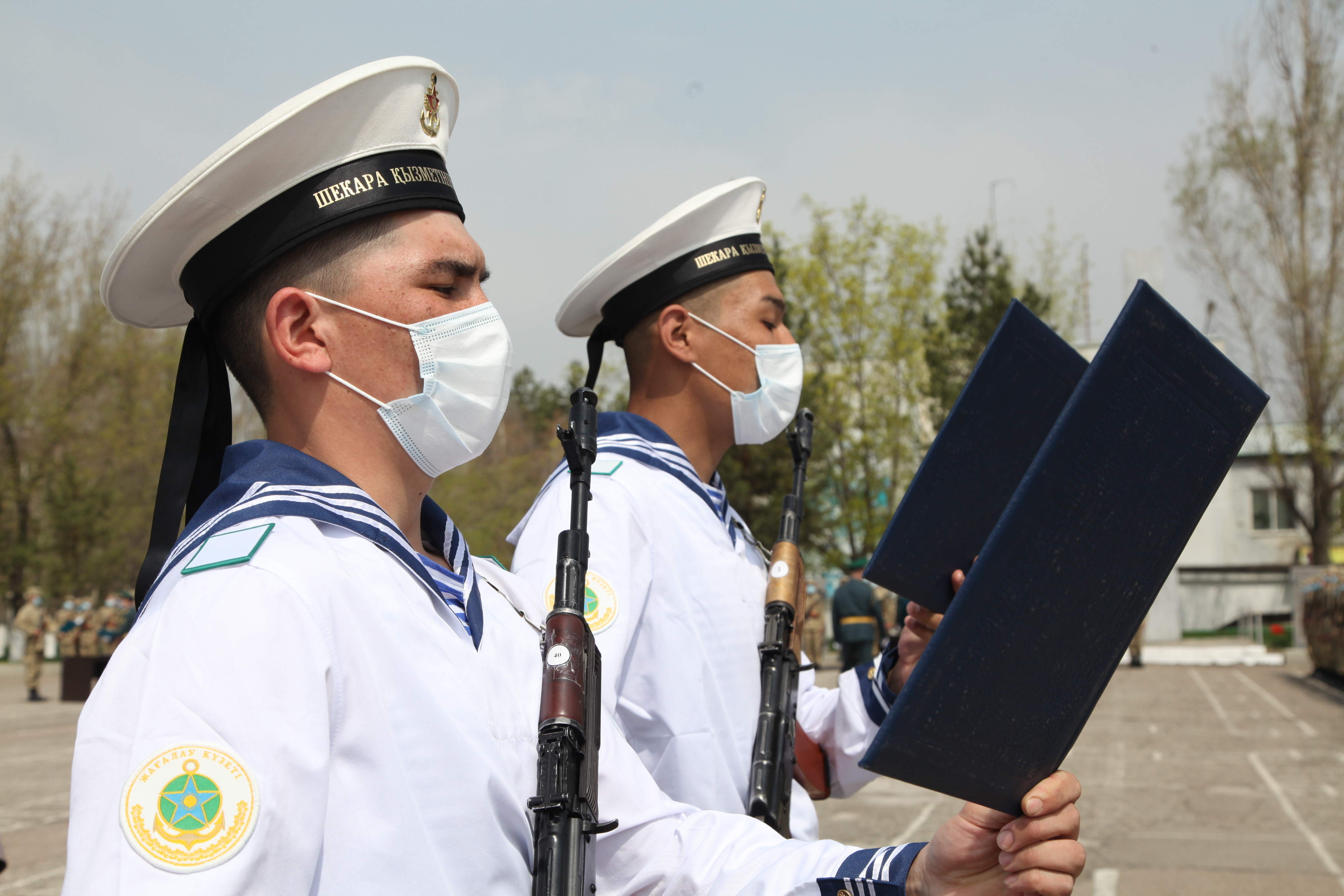 Шекарашы сарбаздар ант қабылдады