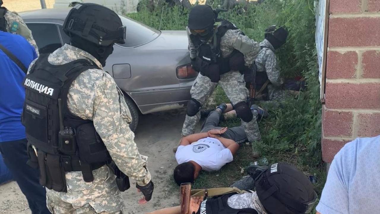 Алматы облысында ақша бопсалаушылар ұсталды