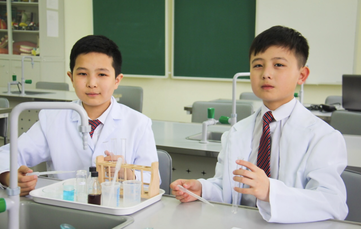 5 мың ауыл оқушысы еліміздің жетекші мектептерінде білім алу құқығына таласады