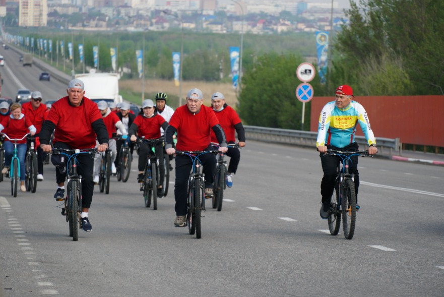 Қостанайда қайырымдылық велошеруі өтті