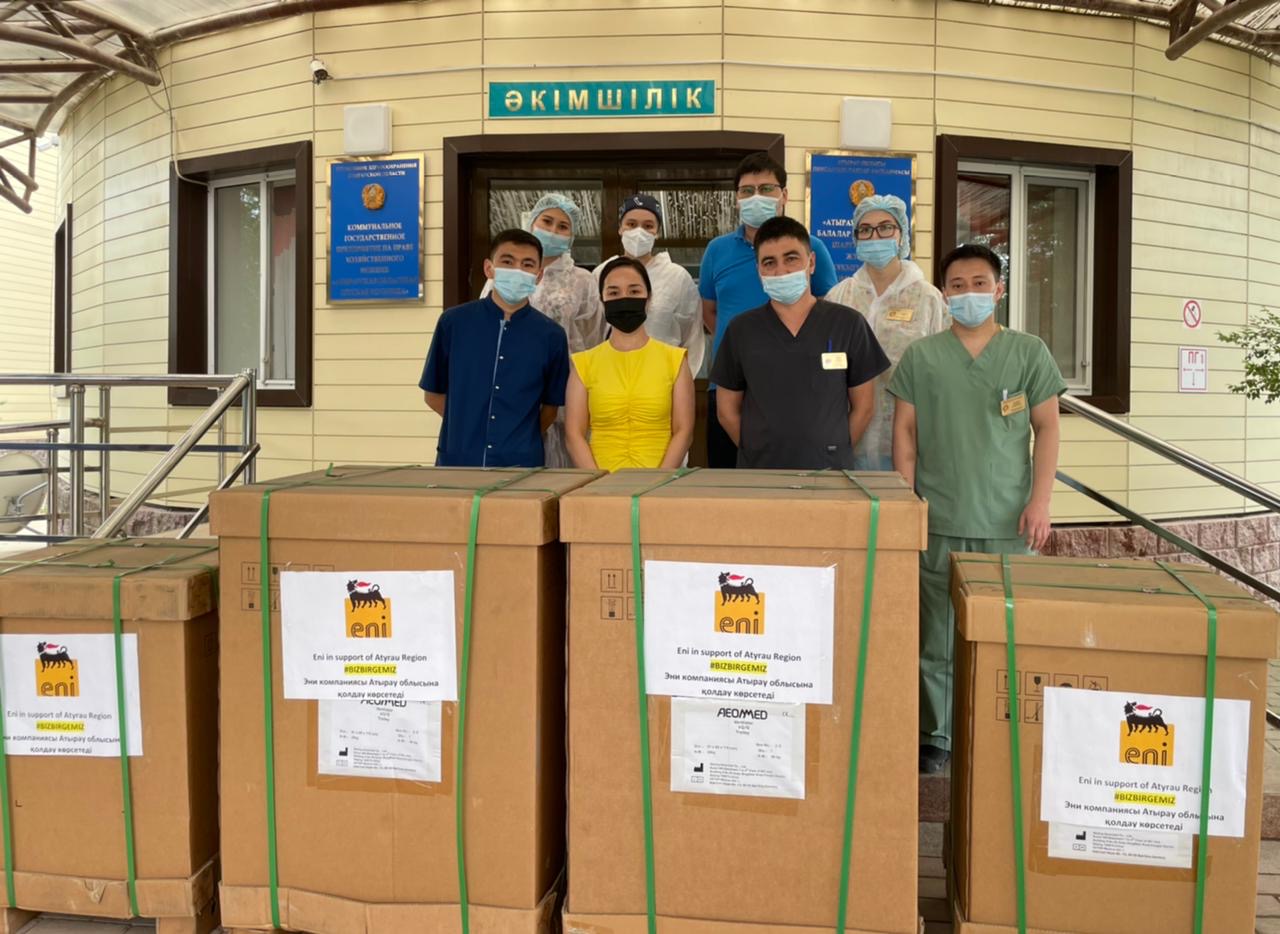 Атырауда ауруханаларға ӨЖЖ аппараты берілді