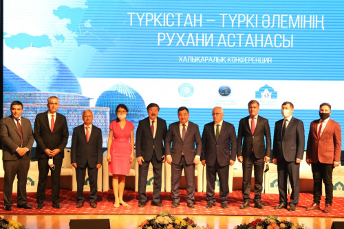Түркістанда көне түркі тіліндегі алғашқы Құран кітабының тұсаукесері өтті