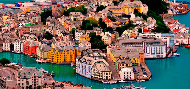 Дания саясаткерлерді «тыңдауға» көмектесті