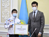 БҚО әкімі боксшы Даниял Сәбитке пәтер сыйлады