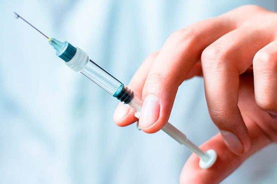 Атырауда вакцина салдырғандар ақшалай ұтысқа ие болды