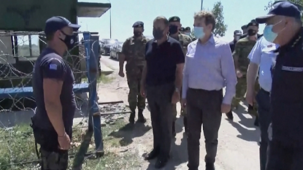 Грекия Түркиямен арадағы шекараға қорған орнатты