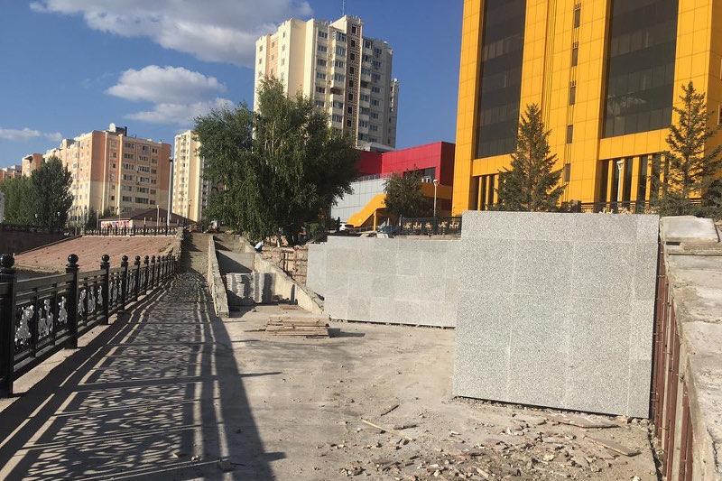 Елордада «Ұстаздар алаңы» саябағы салынып жатыр