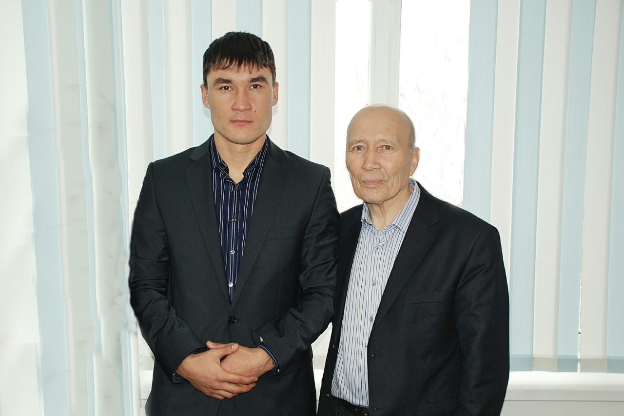 Қолымнан тек бокс бапкері болу келеді - Сайын Аратаев