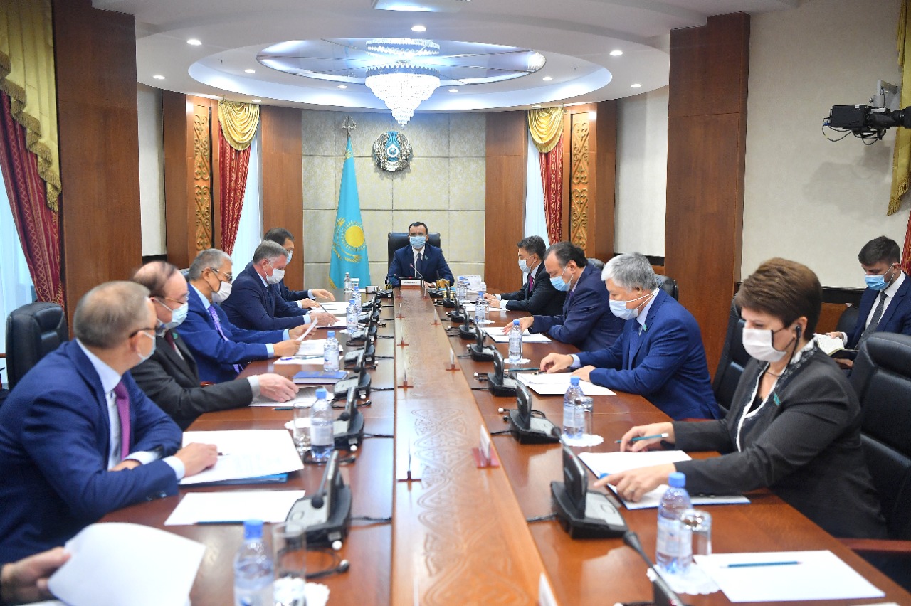 Сенаторлар Каспий теңізінің биоалуандығын сақтау жөніндегі заң жобасын қарайды