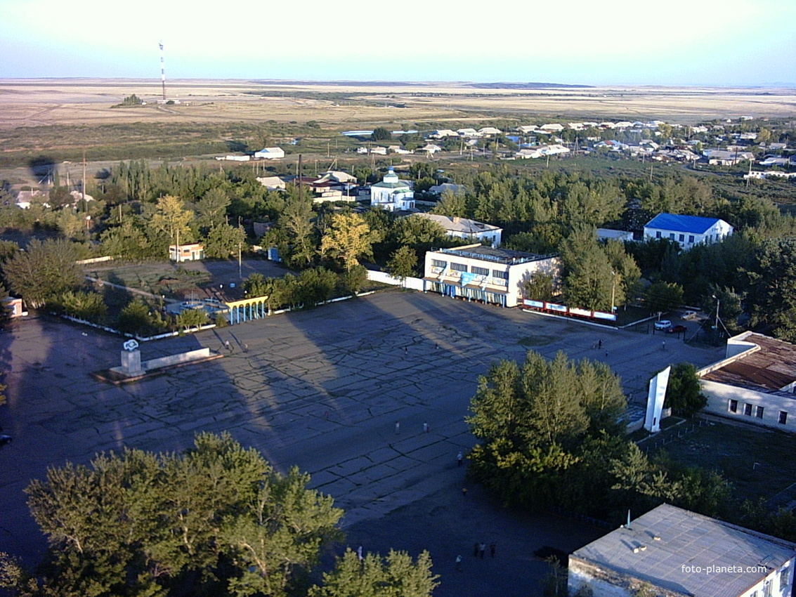 Ауылдастардың бүйірі тоқ