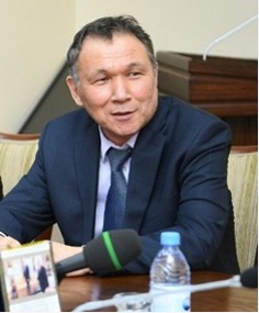 е