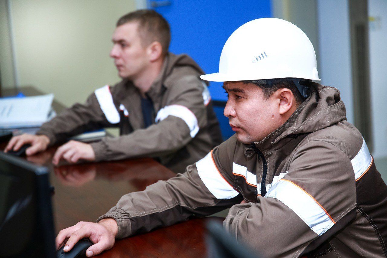 д