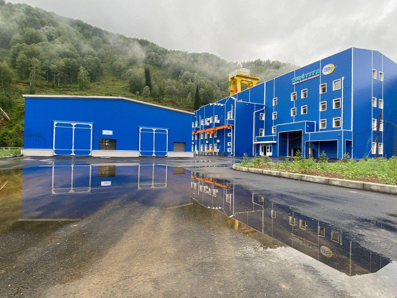 з