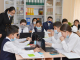 Студенттер мектептерде тәжірибеден өтуде