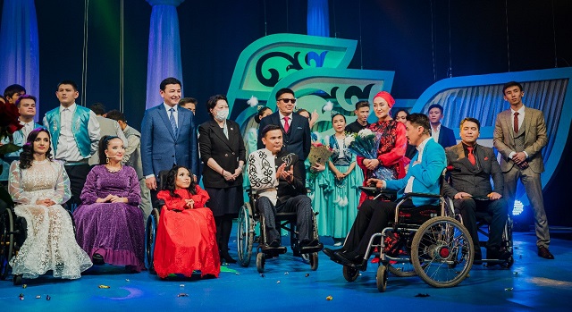 Сәулелі өнердің сәукелесі