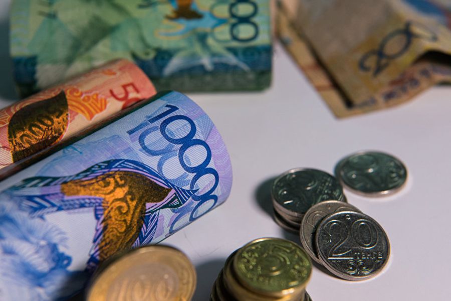 «Қазақстан халқына» қорына ҚР Президенті Әкімшілігінің қызметкерлері бір күндік жалақысын аударды