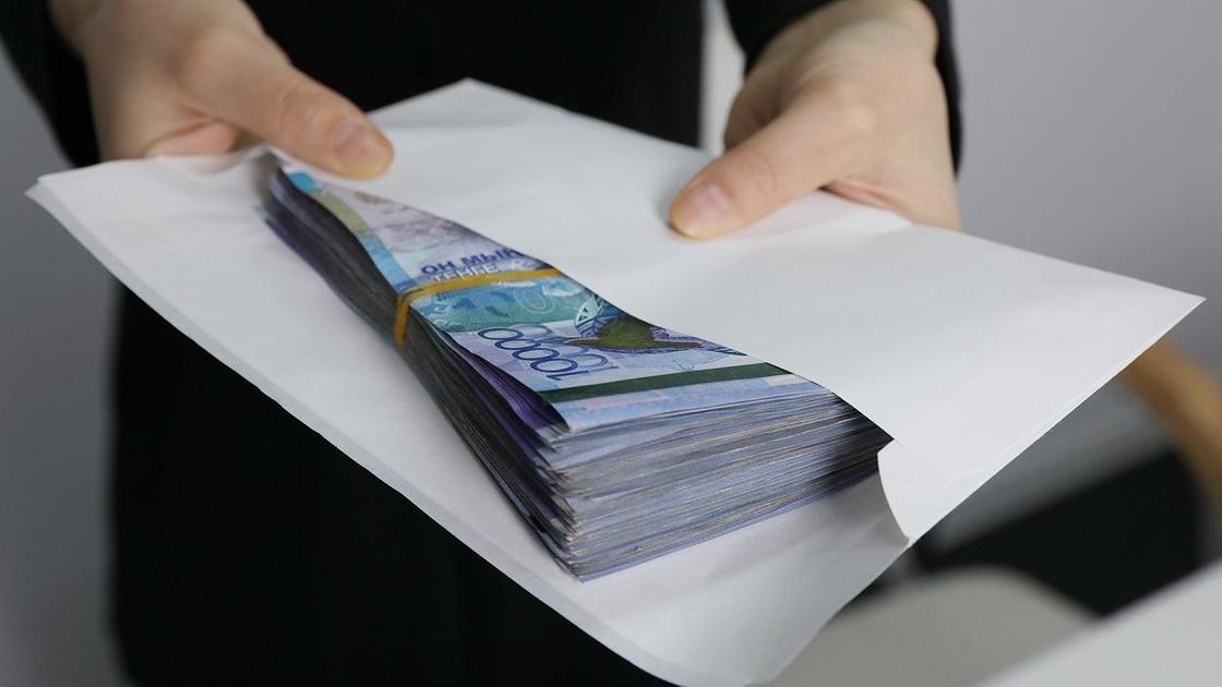 Блогерге қастандық жасауға тапсырыс берген шенеунік қамауға алынды