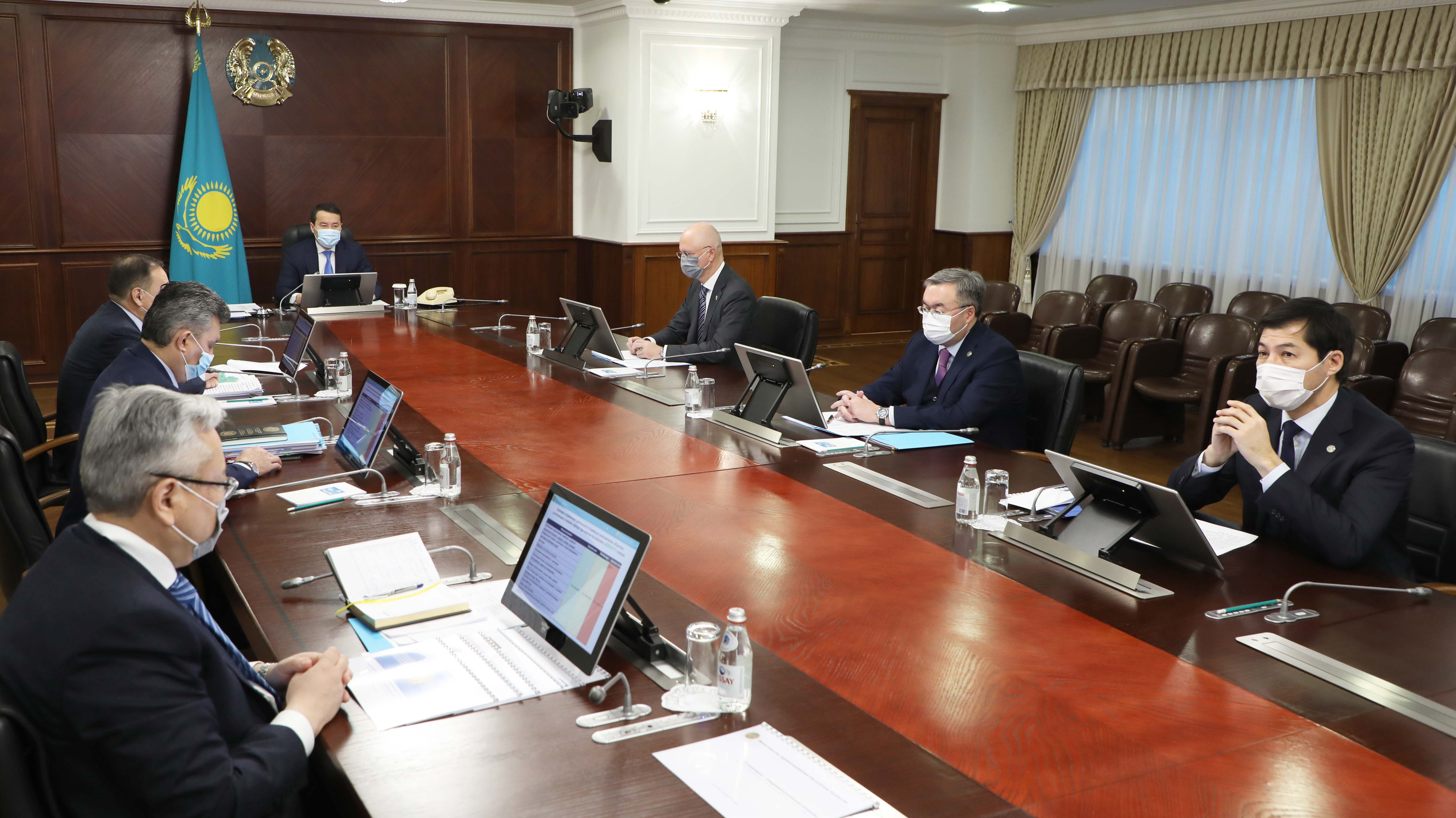 Әлихан Смайылов: Бизнес өркендеуіне бөгет жасамау керек