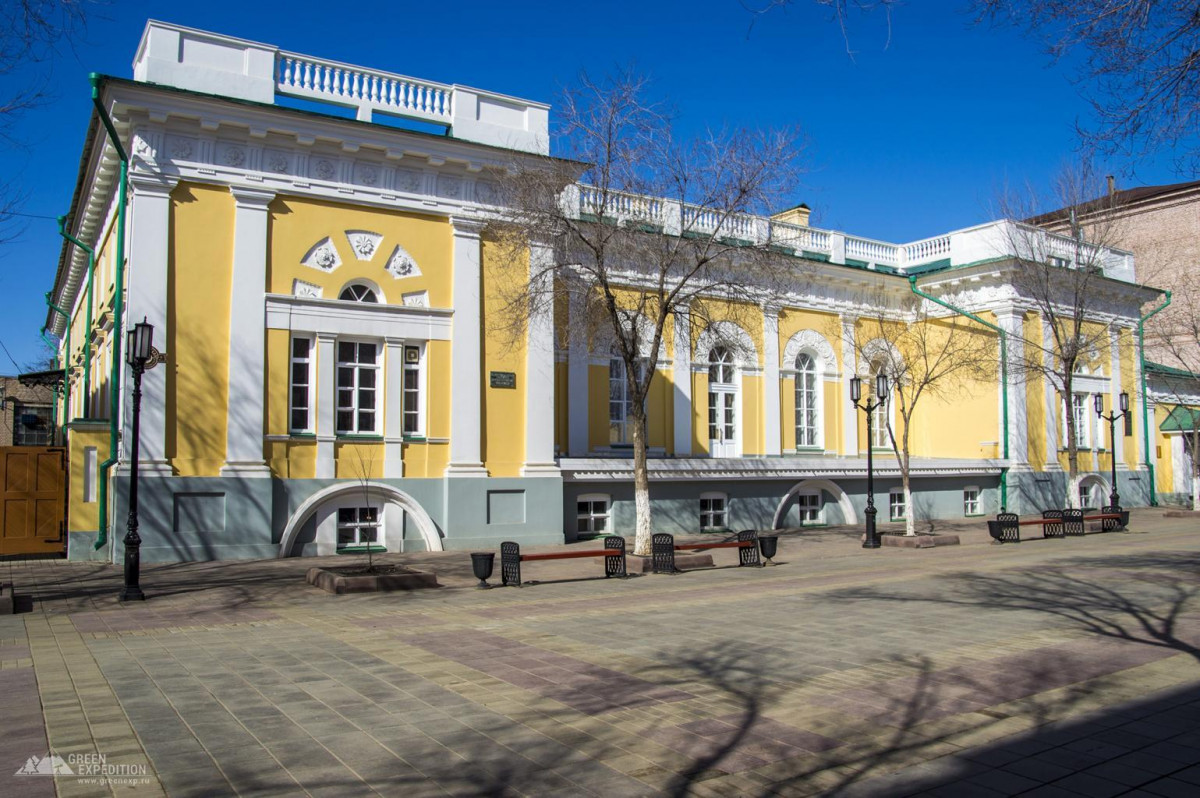 Ахаңның мерейтойы өткен ғимарат