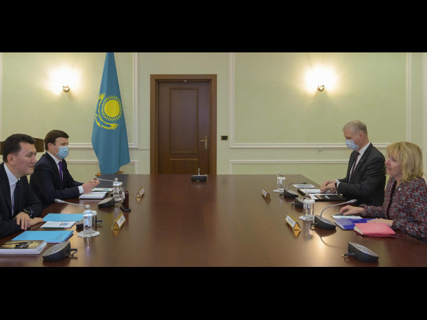 Ерлан Қарин Еуропа Одағының арнаулы өкілімен кездесті