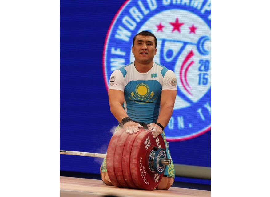 Әлем чемпионатының күміс жүлдегері Алмас Өтешов: Қоғамға керексіз болғаныма қынжыламын