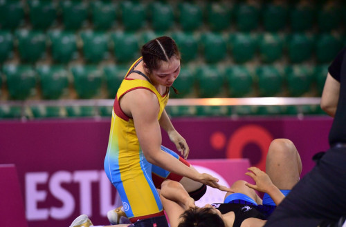 Әйелдер күресінен Қазақстан құрамасы Азия чемпионатына аттанды