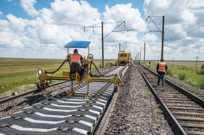 Елордада теміржол өткелі уақытша жабылады