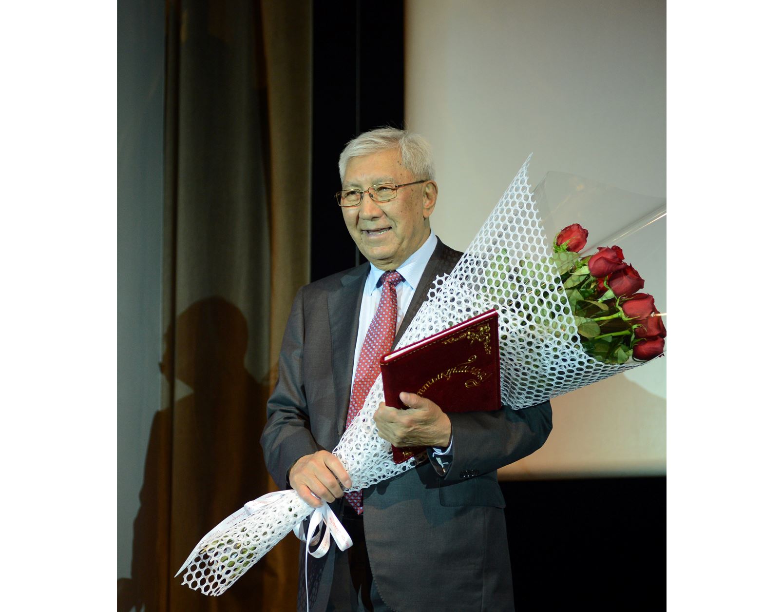 Дүлдүлдің шабысындай «Дүние шіркін...»