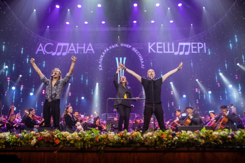 Елордада атақты рок әндері шырқалды