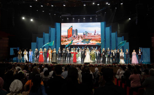 Мемлекеттік рәміздердің 30 жылдығына арналған гала-концерт өтті