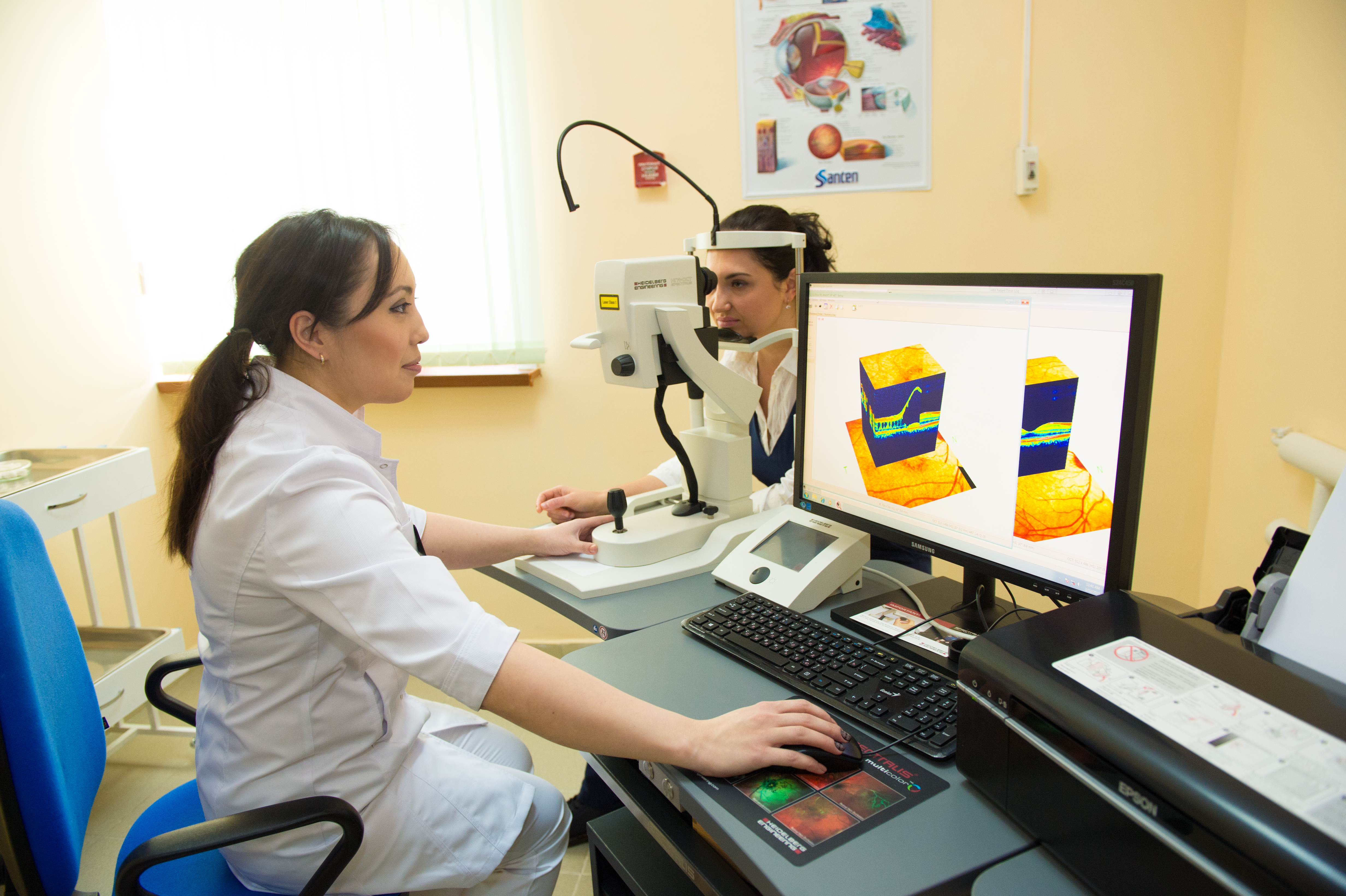 Медицина мамандарына дәріс оқыды