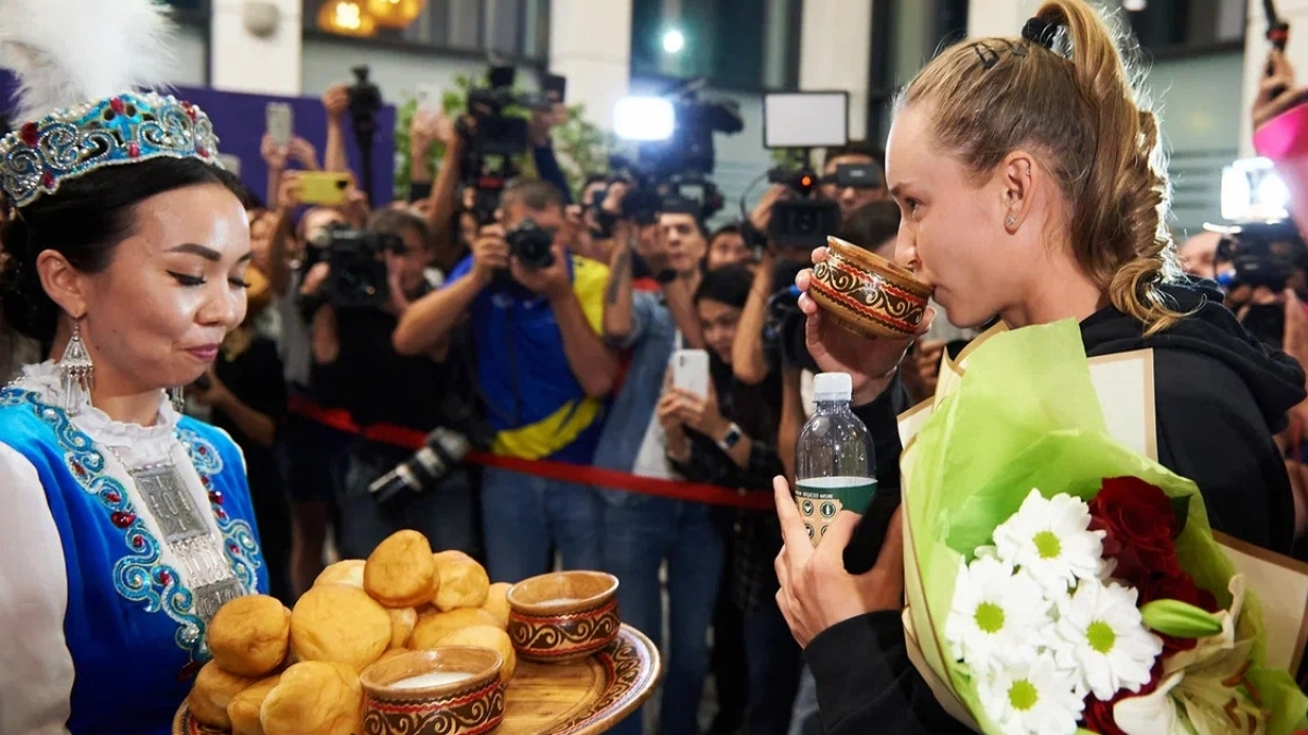 Уимблдон чемпионын күтіп алды
