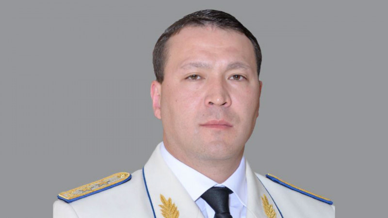 н