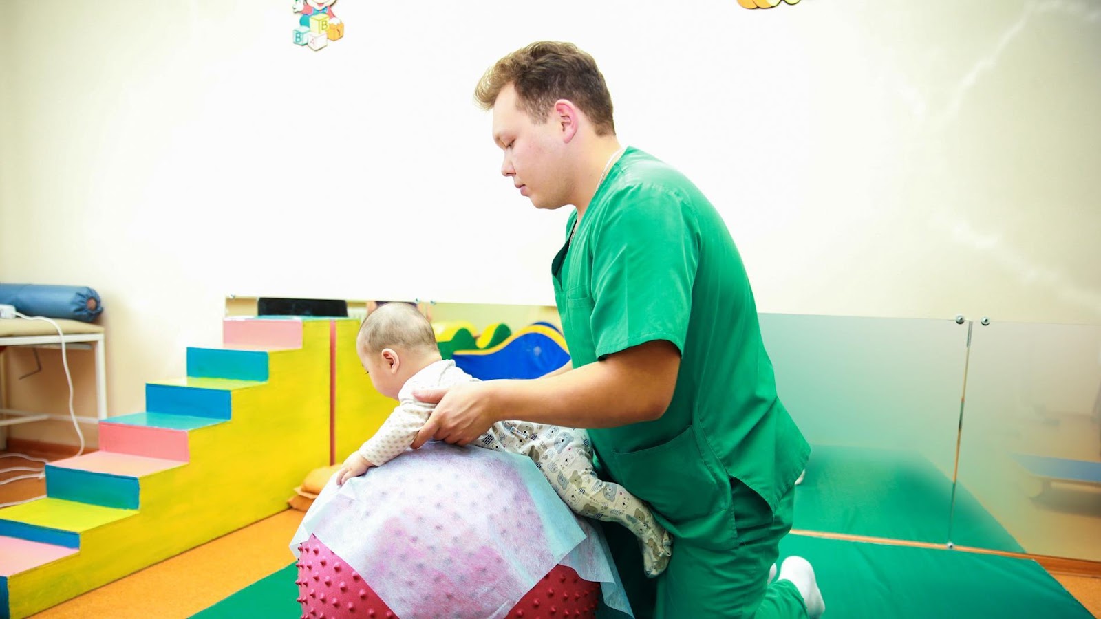 Балаларды оңалту мекемесіне материалдық көмек қажет