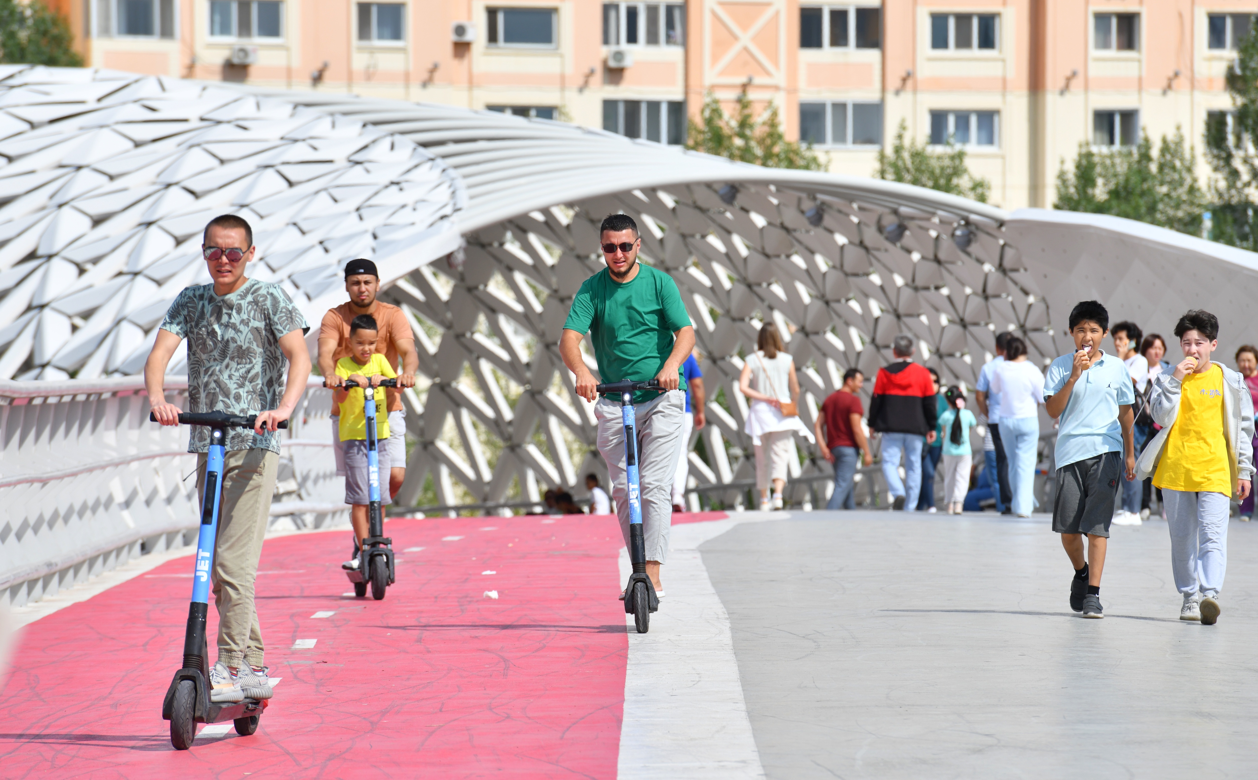 Сарсаңға салған «самокат»