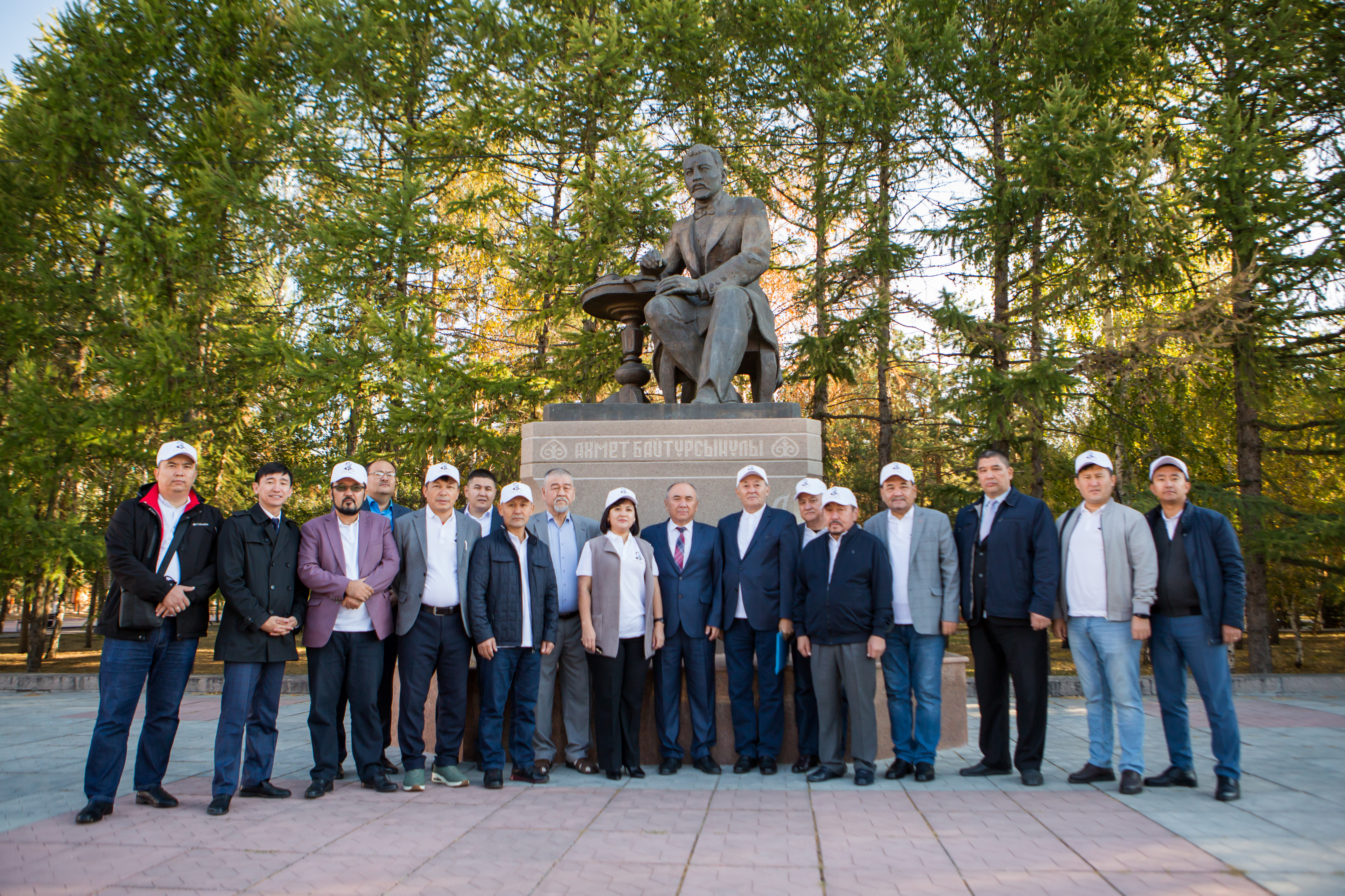 Ел ықыласына бөленген экспедиция