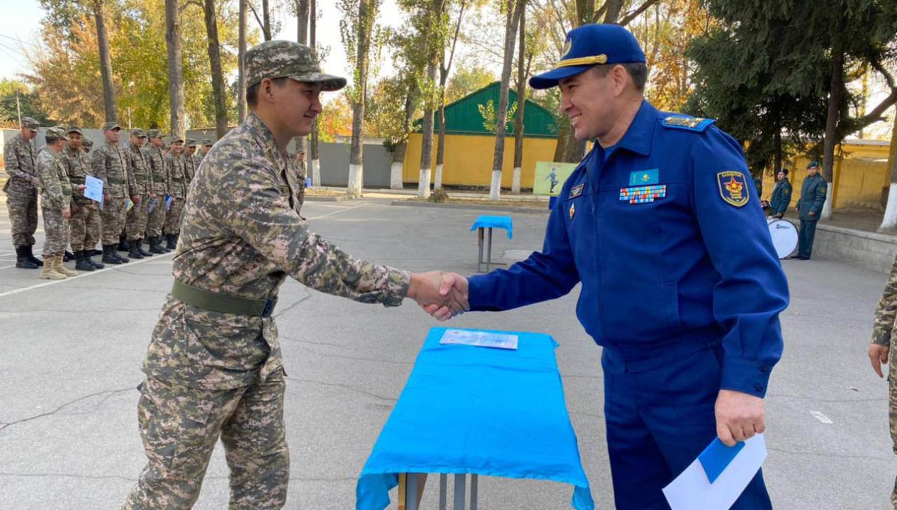 Сардарлар саптан шықпайды