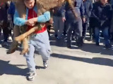 «Қажымұқанның інісі». Түйе көтерген палуан
