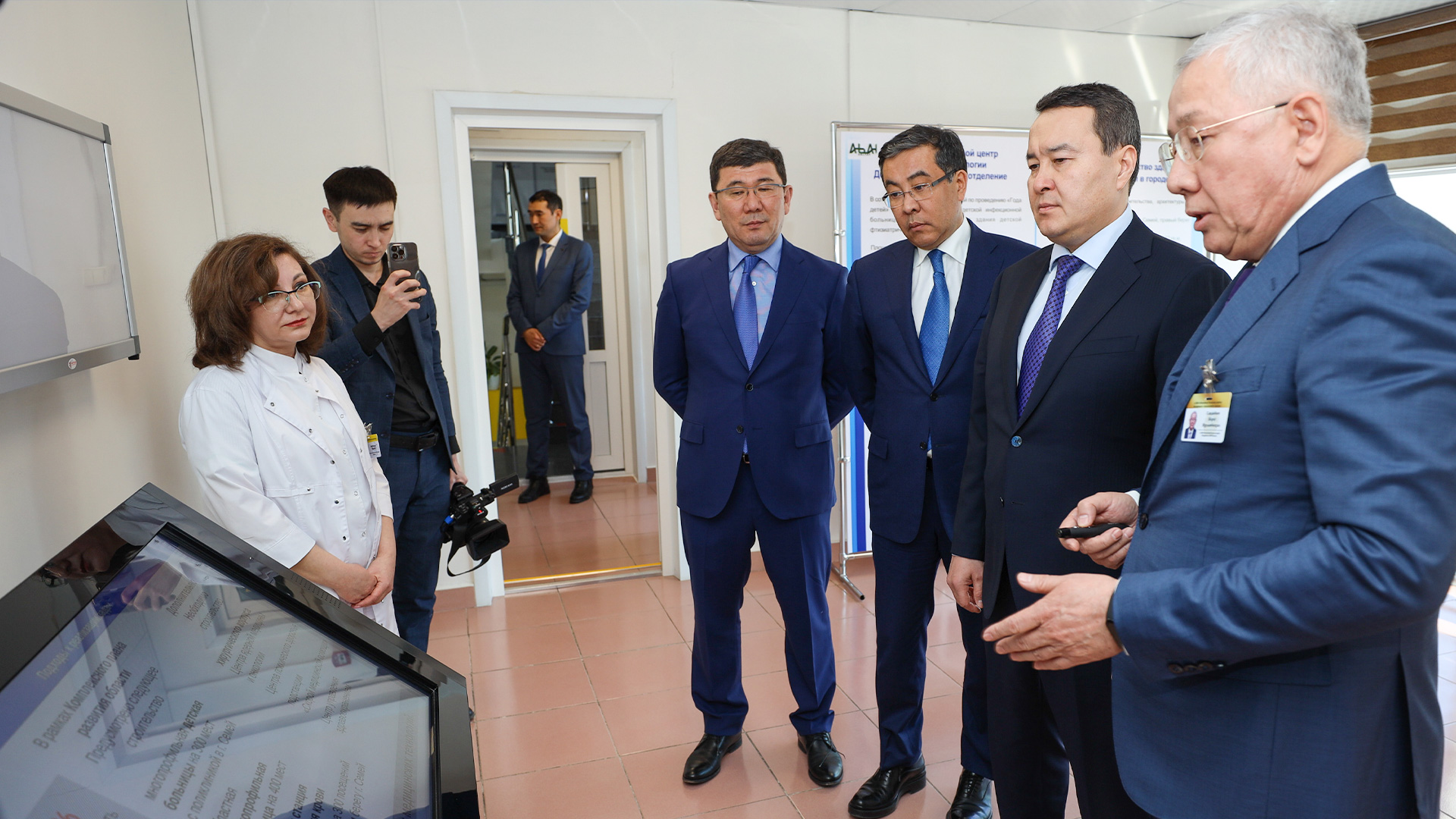 Сенім ұялатқан Семей сапары