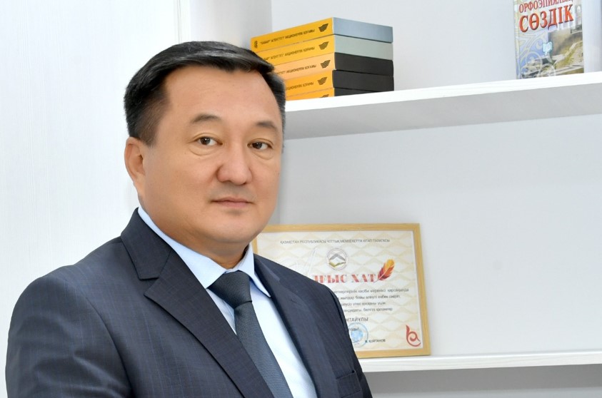 Сезімі сәруар суреткер