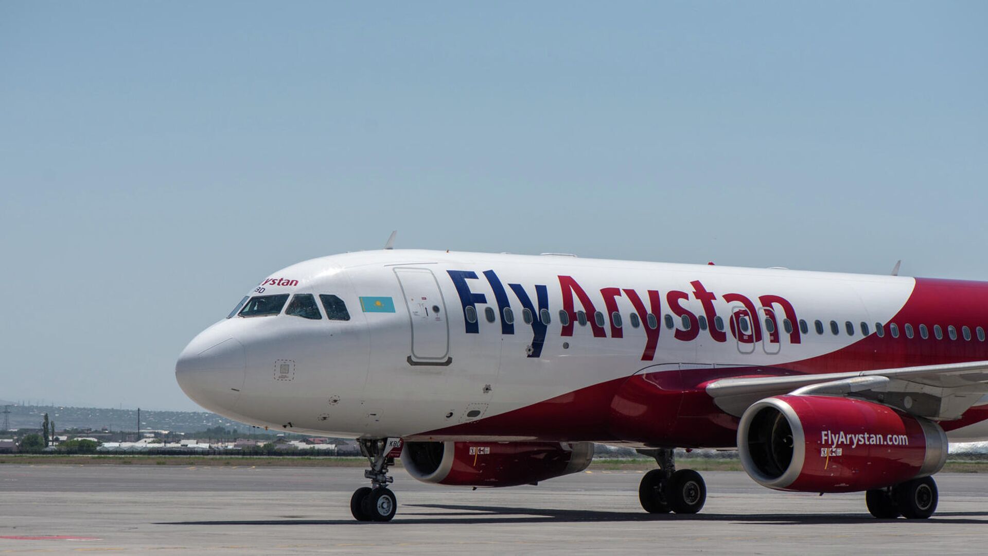 Ақтауға қона алмаған FlyArystan ұшағы Атырауға қонды