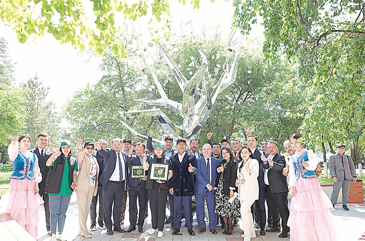 Ұлттық университет түлектерін жинады